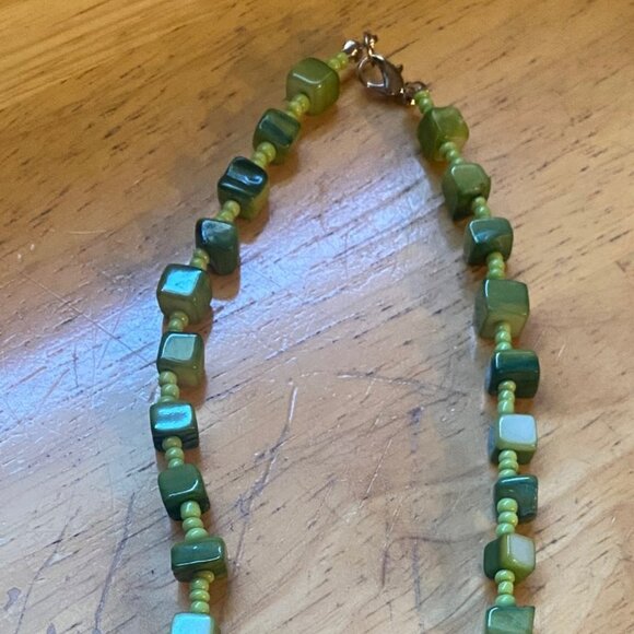 Vintage Green Shell/Beaded Necklace - 17 inches 5/$25 - Picture 3 of 3